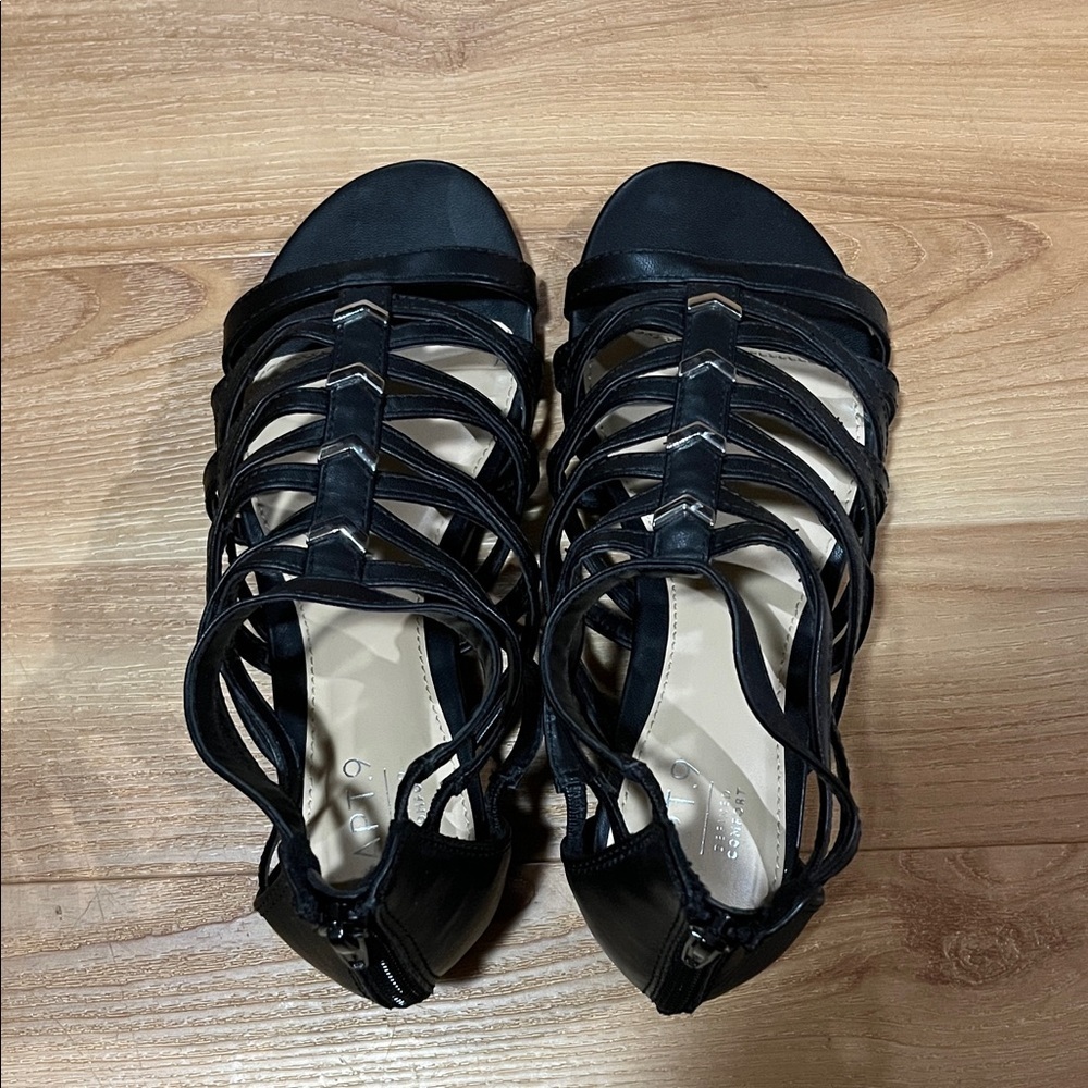 Apt. 9 Elegant Black Gladiator Sandals - Picture 2 of 5